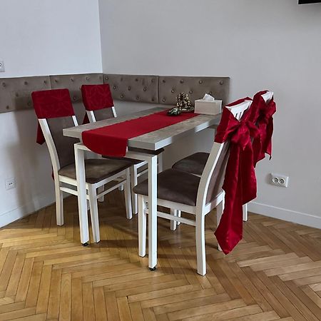 Siesta Apartment On Stefanyka Lviv Buitenkant foto