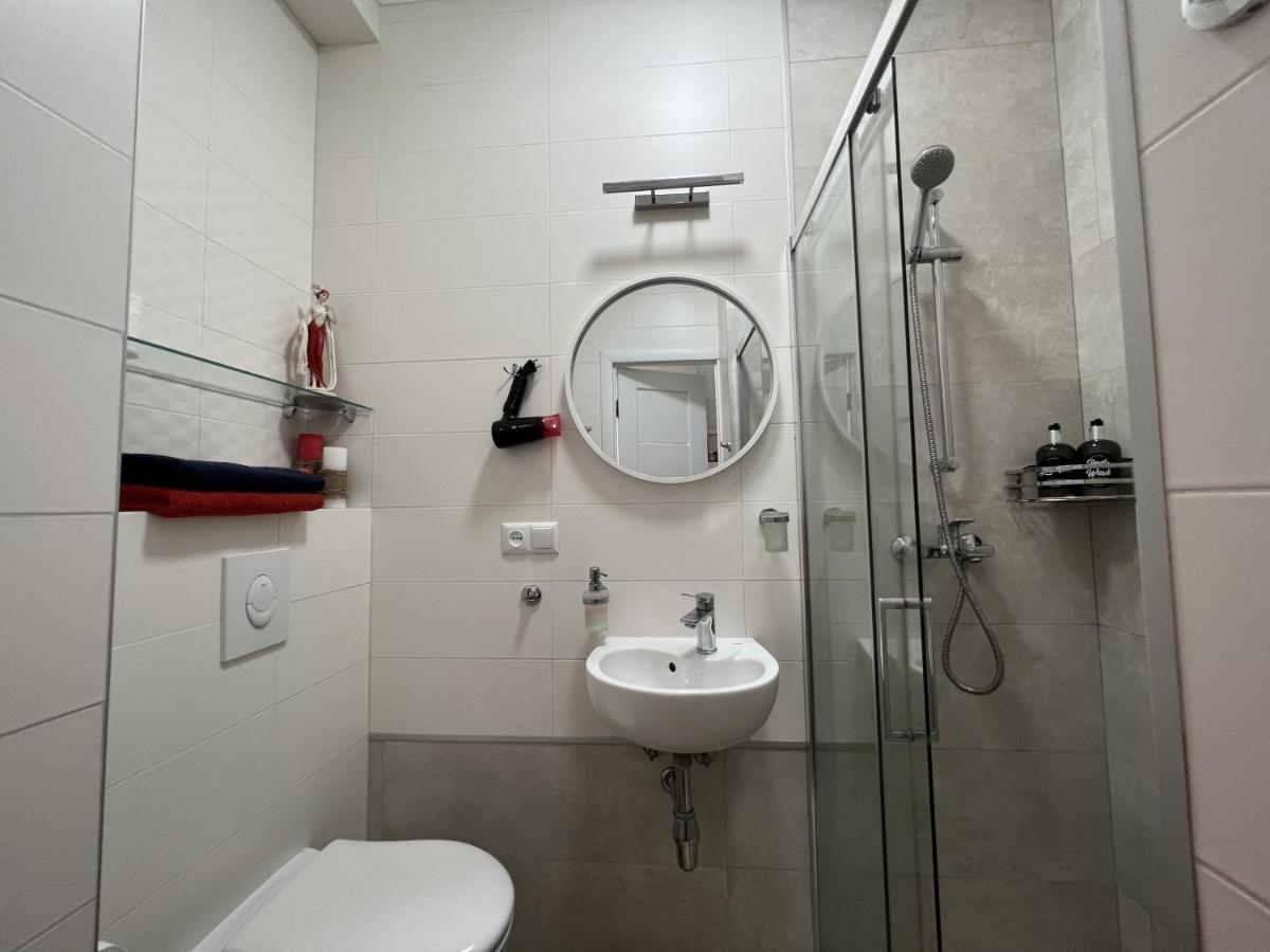 Siesta Apartment On Stefanyka Lviv Buitenkant foto