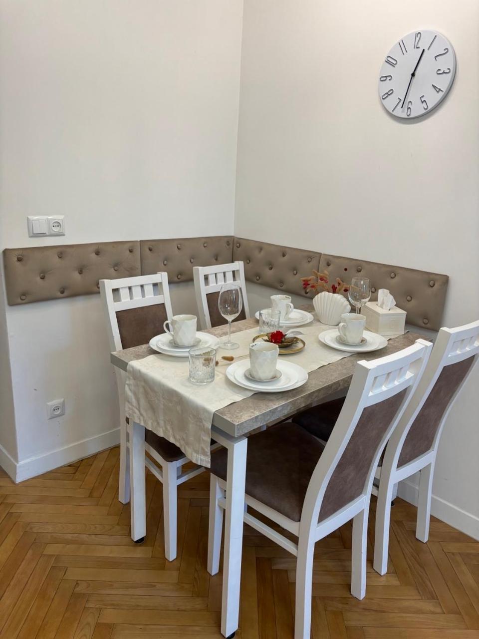 Siesta Apartment On Stefanyka Lviv Buitenkant foto